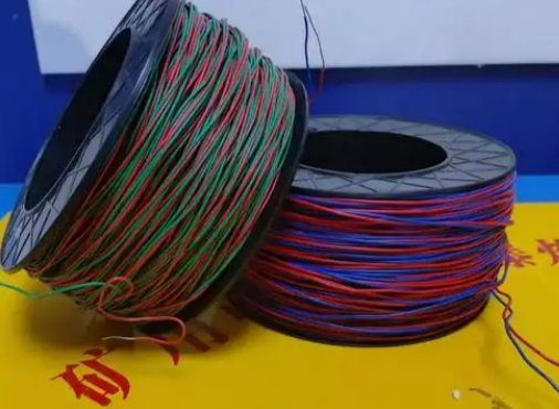 桐乡放炮线的主要材质有哪些？不同材质的适用场景有何区别？