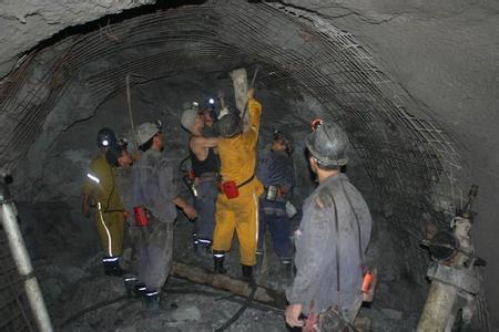 桐乡工程爆破中的危险因素分析以及应对工程爆破危险的措施